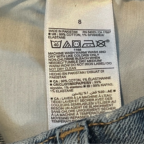Old Navy Shorts Womens Size 8 Two Toned Denim O.G. Straight High Rise Jean NWT - Picture 8 of 12